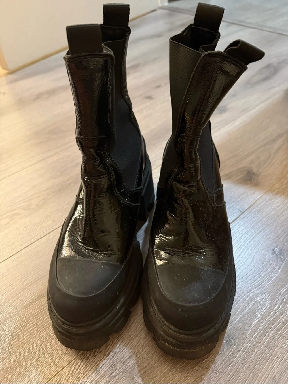 GANNI Black Platform Chelsea Boots (Women’s 38)
